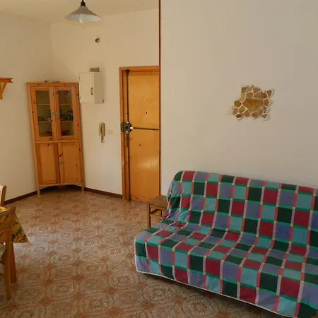 Bilocale 4 Posti Letto A In Zona Lido San Giovanni *